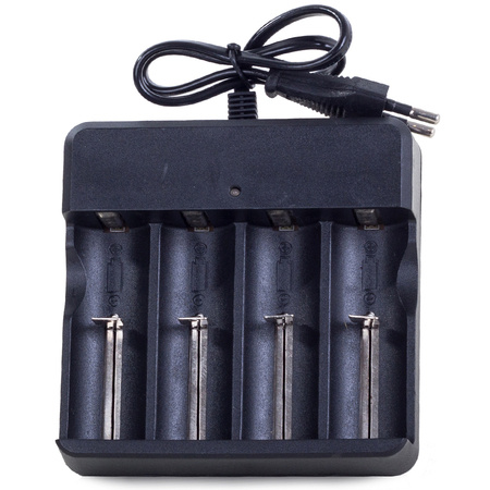 4x 18650 led battery charger