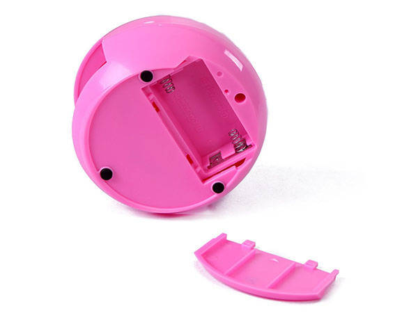 Battery-powered portable nail dryer handy