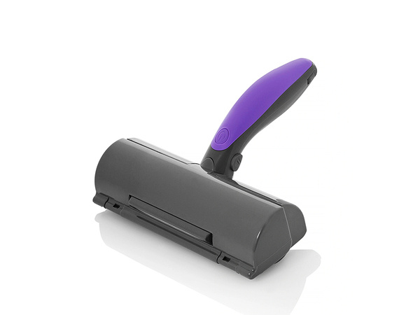 Brush roller for cleaning dog hair led