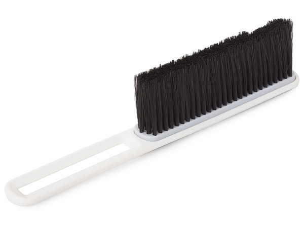 Brush to clean up hair broom