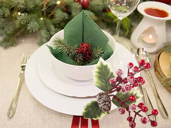 Christmas decorations rowan table decoration christmas table