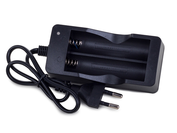 Dual 18650 battery cell charger