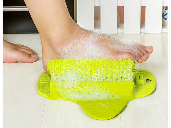 Foot brush shower massager