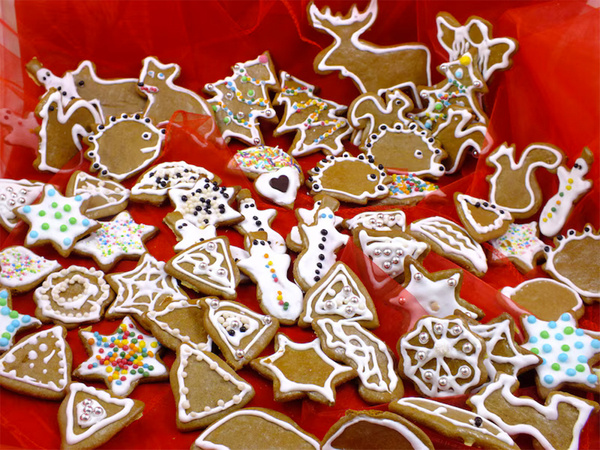 Gingerbread cookie cutters christmas cookies 15 pcs. To bake