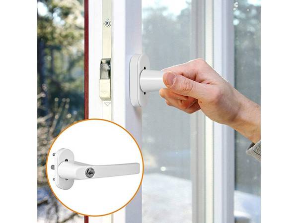 Keyed window handle keyed window lock