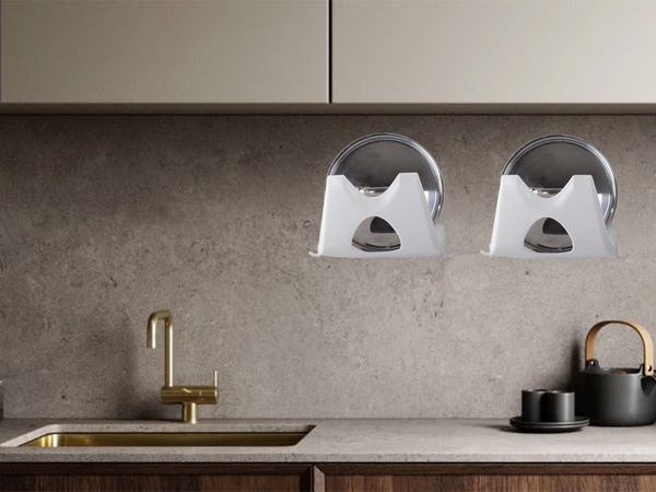 Kitchen hanger for pot lids