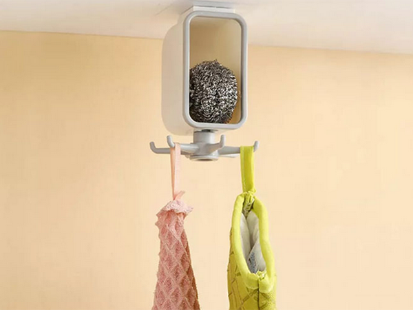 Kitchen hanger rotary toolholder shelf