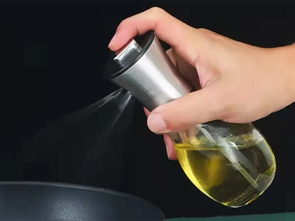 Oil sprayer vinegar dispenser spray