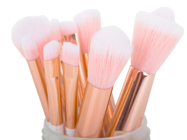 Set of professional make-up brushes 10 pieces