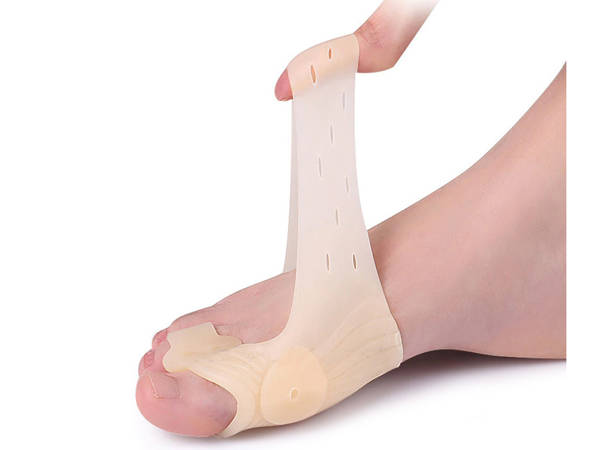 Toe separator for hallux valgus gel wedge magnet