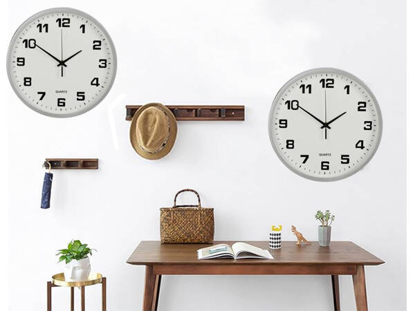 Wall clock large non-touching silent 25 cm round second hand