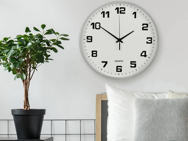 Wall clock large non-touching silent 25 cm round second hand