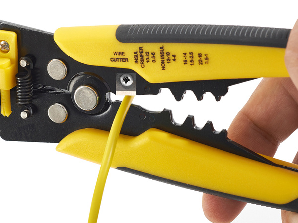 Wire stripping pliers cable crimper