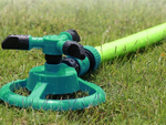 Garden grass sprinkler rotary 360° adjustable garden grass waterer