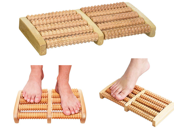 Rouleau massant traditionnel en bois pour les pieds 2x5