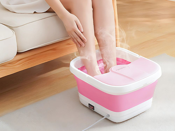 Foot warming bucket bowl with bubble massage rollers foldable
