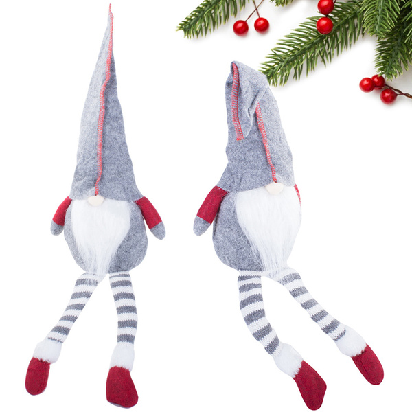 Vánoční skřítek vánoční skřítek pod vánočním stromkem