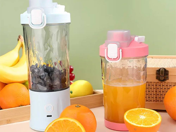 Portable USB wireless smoothie blender, ice crusher, blue