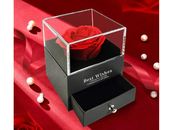 Immerwährende rose in einer box geschenkbox schmuck halskette schublade