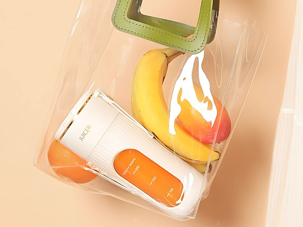 Blender for smoothies, cocktails and juices, portable, USB, wireless, handy