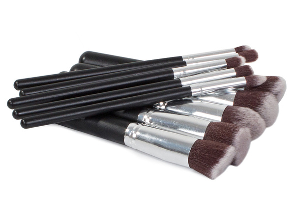 Set of professional make-up brushes 10 pieces