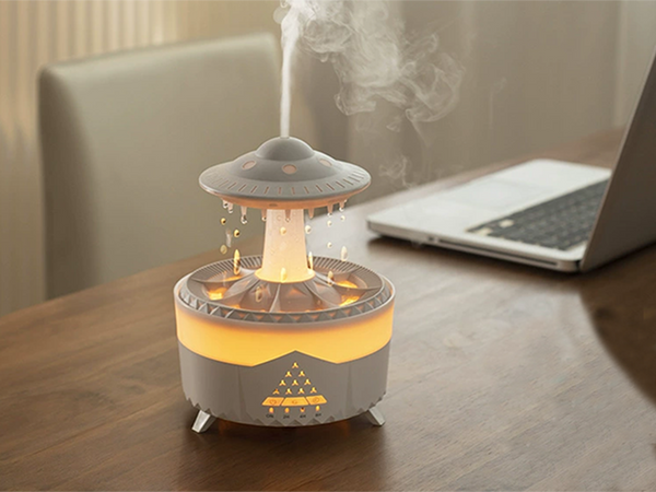 Humidificador difusor de aromas lámpara led con forma de ovni con mando a distancia