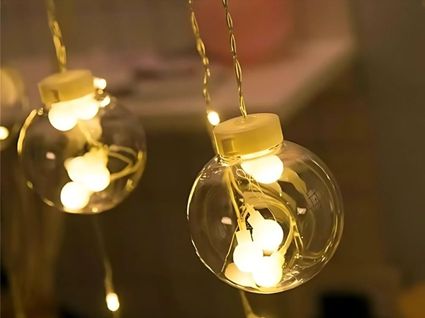 FÉNYEK FÜGGÖNY ÜNNEPI FÜZÉR GIRLAND GÖMB DEKORÁCIÓ 138 LED MELEG SZÍNŰ IP44