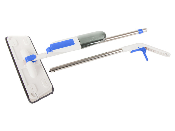 Plakana mopa ar mazgāšanas līdzekli izsmidzināmo grīdu tīrīšanas līdzekli ūdens mopu