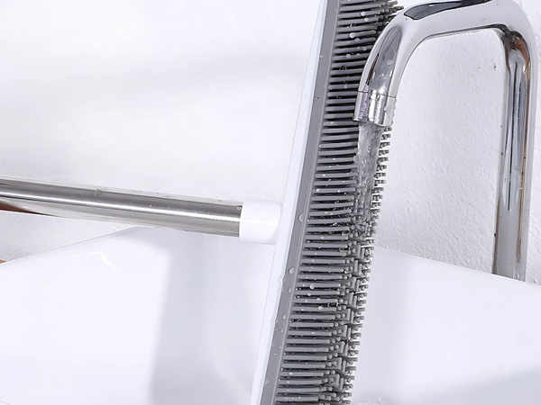 Escoba de goma de silicona para barrer con mango metálico 120 cm