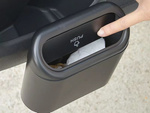 Mini papelera para puerta de coche
