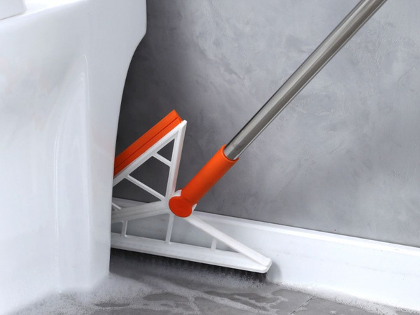 Silikoonist luud vee ja muu mustuse jaoks, millel on pulk magic long