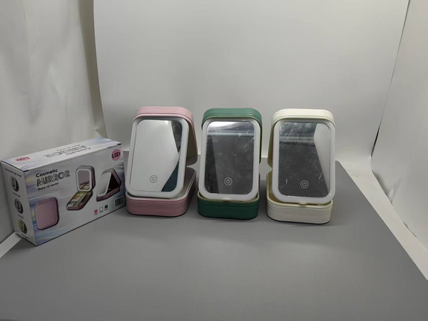 Kosmetyczka z lusterkiem mała (50)