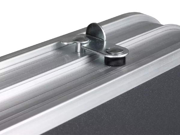 Kokkupandav matkalaud turismilaud koos 4 tooliga aialaua komplektiga