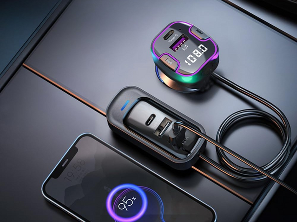 Bluetooth autós adóvevő fm 3x usb c típusú adapter töltő