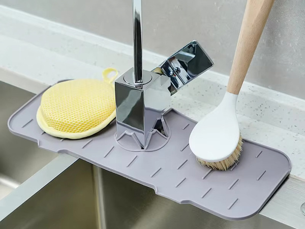 Silikonová podložka na dřez, odkapávač pod kohoutek, ochranná podložka do kuchyně, protiskluzová