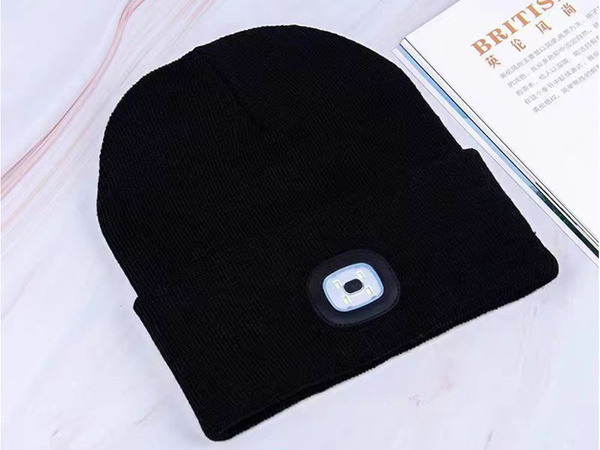 CHAPEAU AUTOMNE HIVER AVEC TORCHE LED NOIR USB 3 MODES D'ÉCLAIRAGE