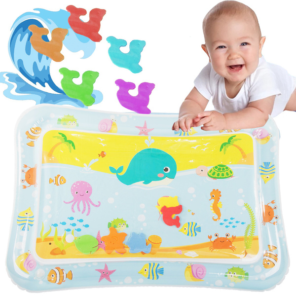 Aufblasbare sensorische wassermatte für kleinkinder zum spielen
