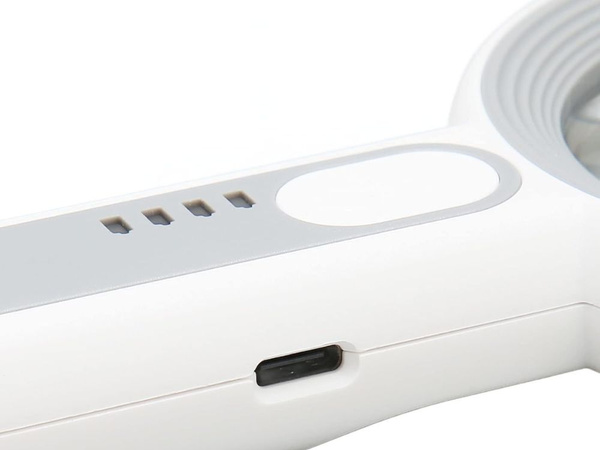 Beleuchtete leselupe 6-12x mit led-beleuchtung