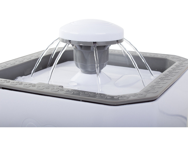 Automatické napáječky pro kočky a psy