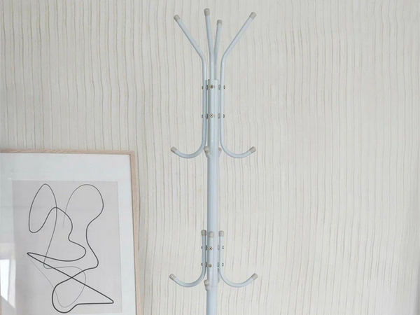 Clothes rack outerwear jackets floor hook arms