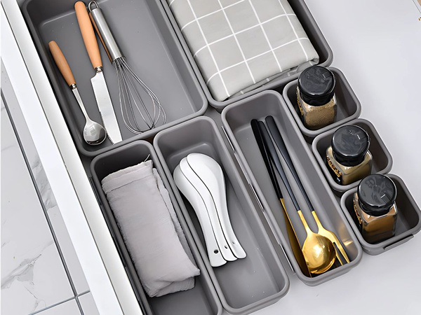 Organizator set 8pc trinket pladnji plastični predali