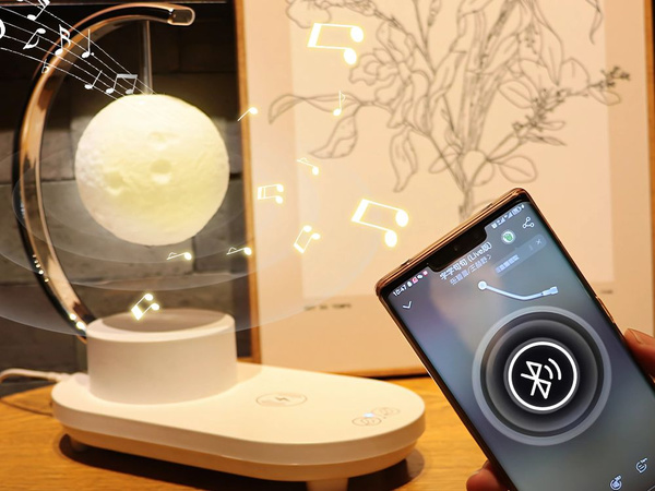 Rgb moonlight con cargador de inducción 10w led usb altavoz bluetooth