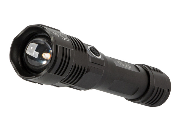 Sõjaline taktikaline bailong viinud taskulambi zoomi