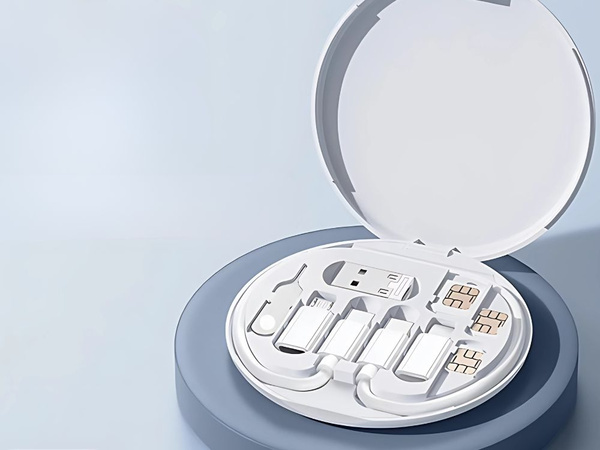 5-in-1 adapter kit usb-c mikro usb typ a telefoni kasutuses