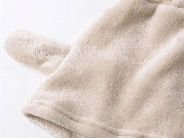 Cálido pijama de mujer de dos piezas con capucha de felpa suave corto l