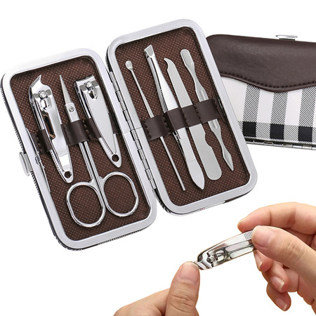 Nail art kit manicure pedicure case nail clippers 7 items