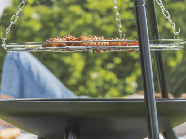 Aiakamin suur kolmjalgne statiiv rest rippuv grill kaminasüsi