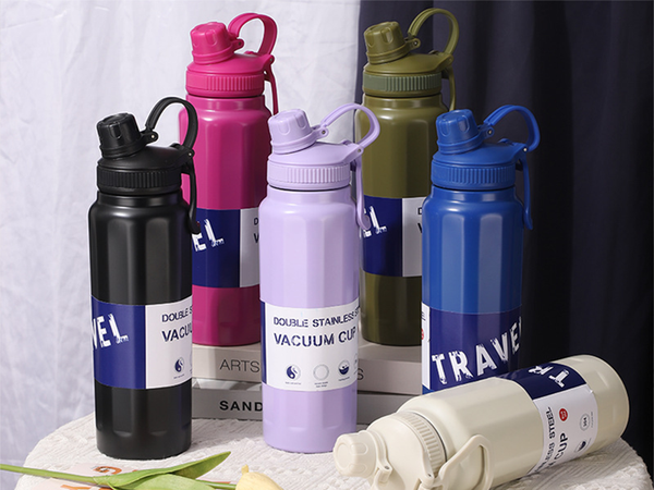 Thermos flask, thermal mug, 700 ml capacity, with handle, for hot and cold drinks