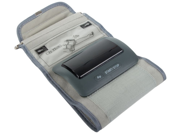 Electric upper arm blood pressure monitor automatic heart rate and blood pressure measurement