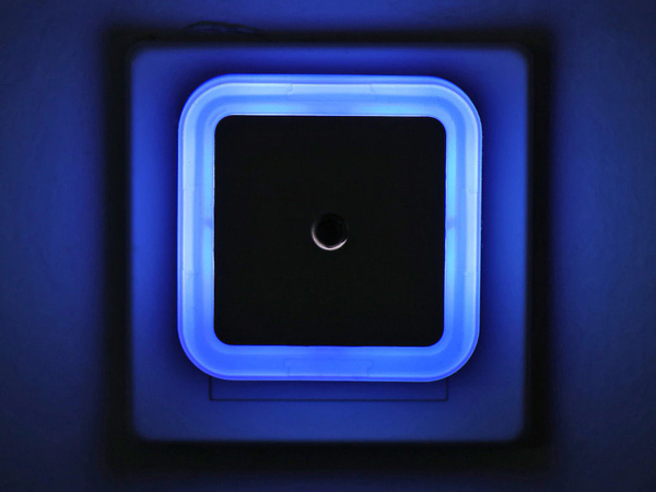 Nočna luč za stik senzor somraka plug-in led nočna luč